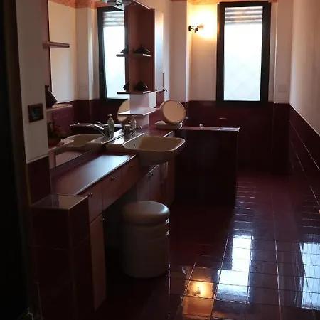 Apartment In Con Vista Monviso *